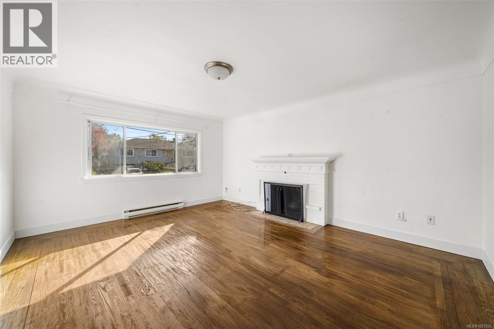  978 Lovat Avenue, Saanich