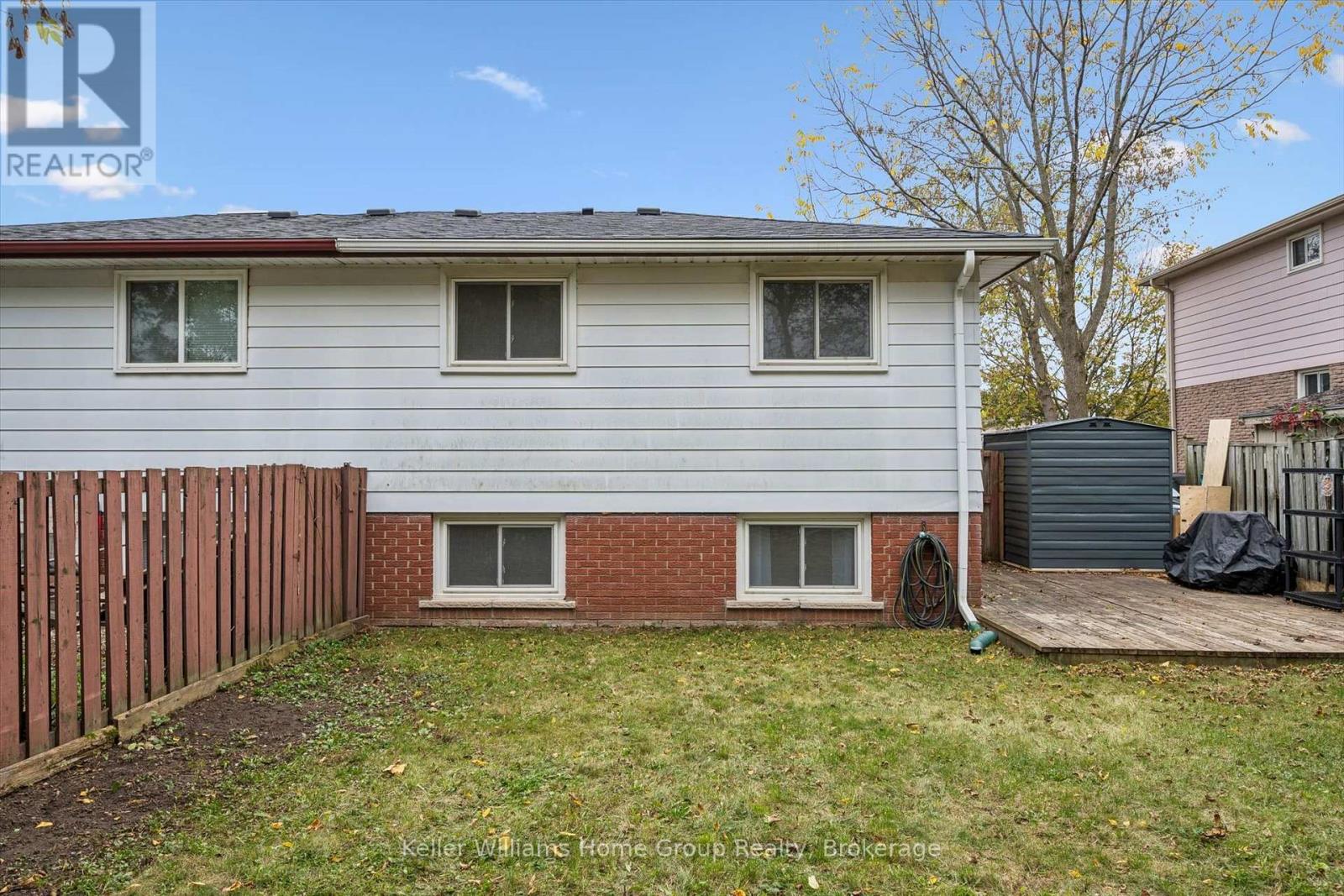 602 College Avenue West — photo 37