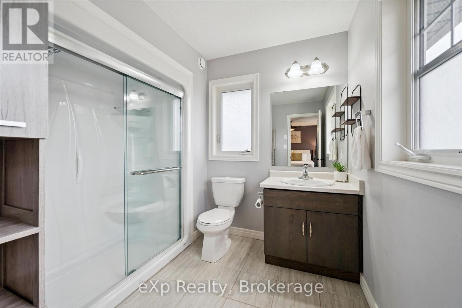 41 Stumpf Street — photo 33