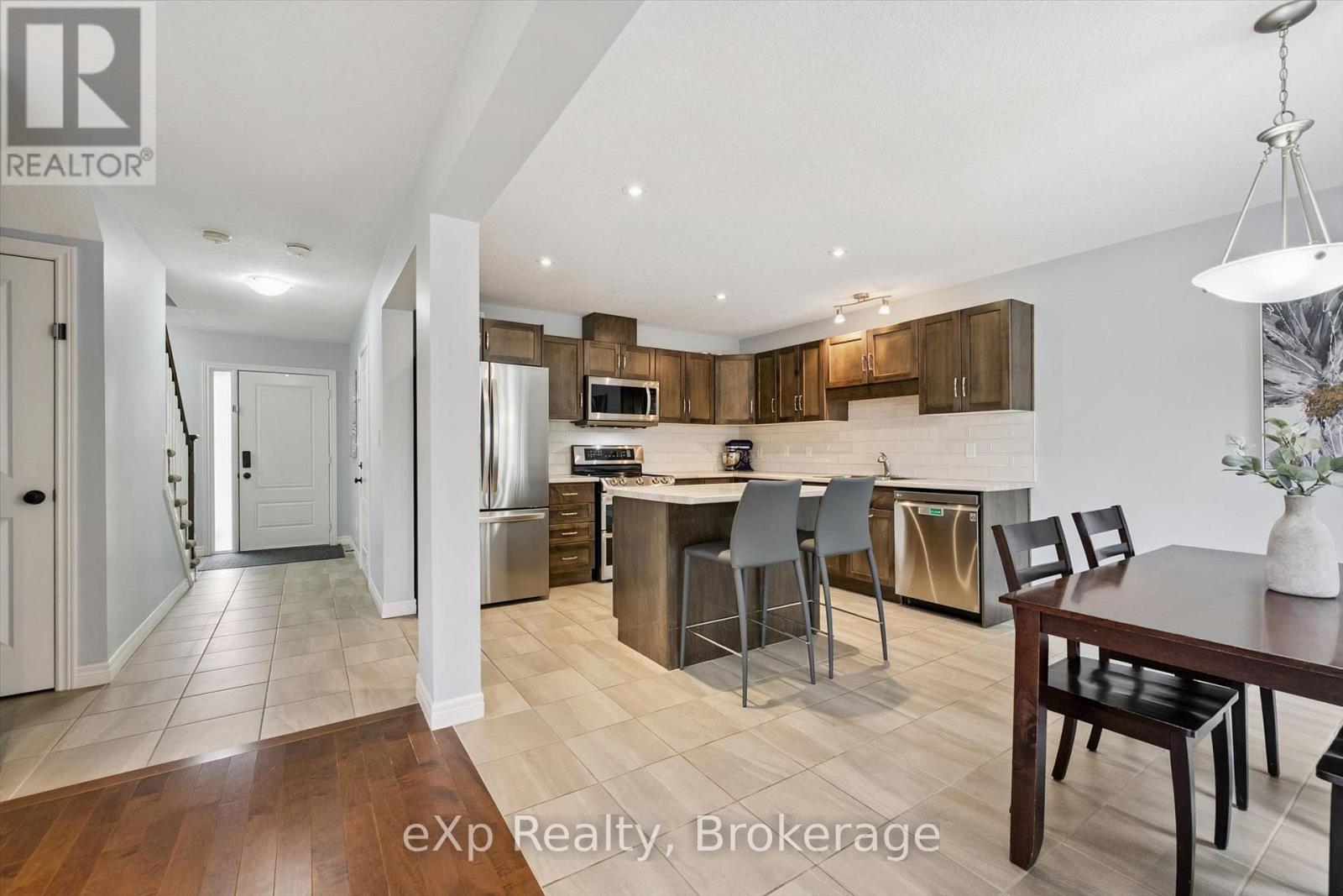 41 Stumpf Street — photo 8