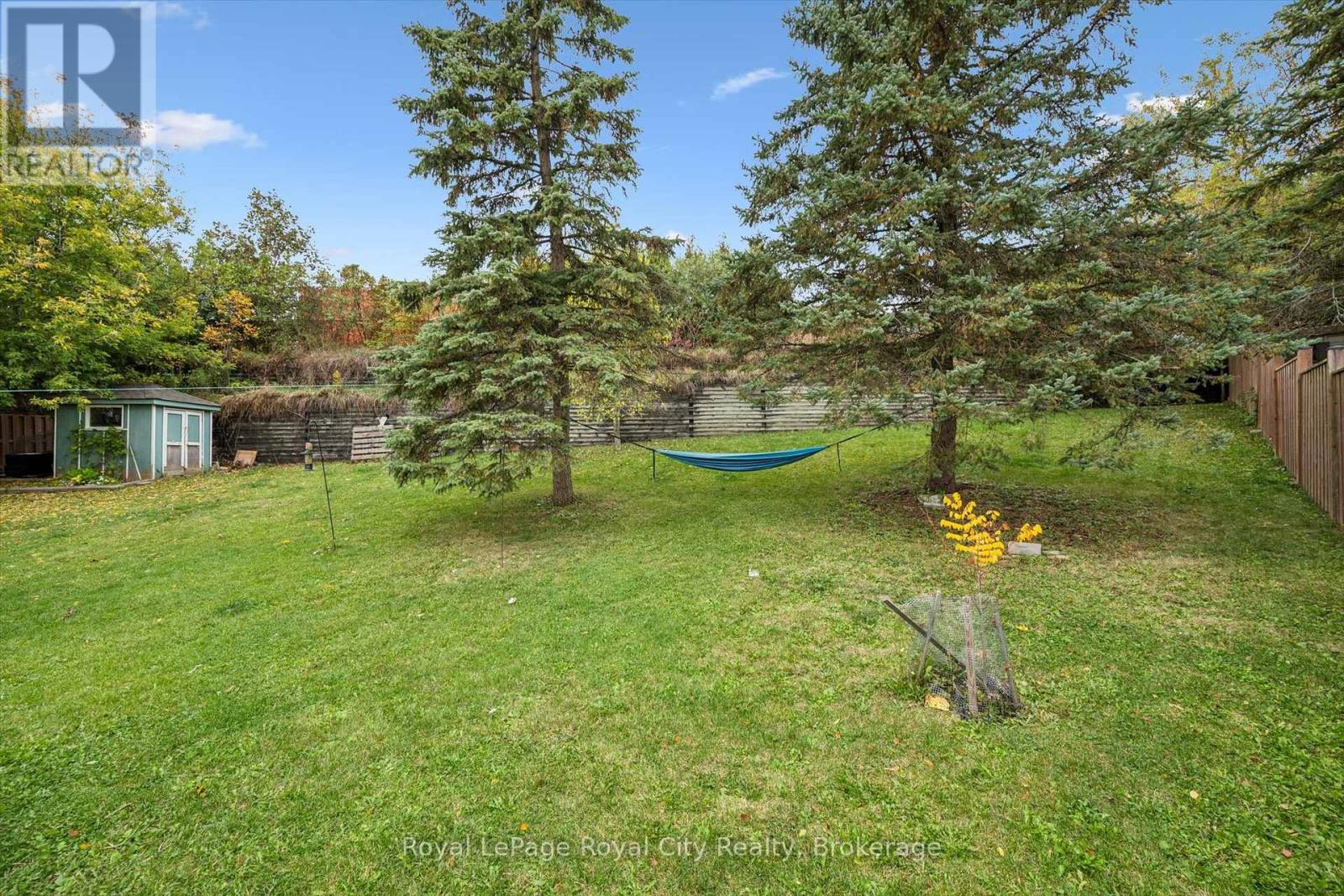 41 Grandridge Crescent — photo 34