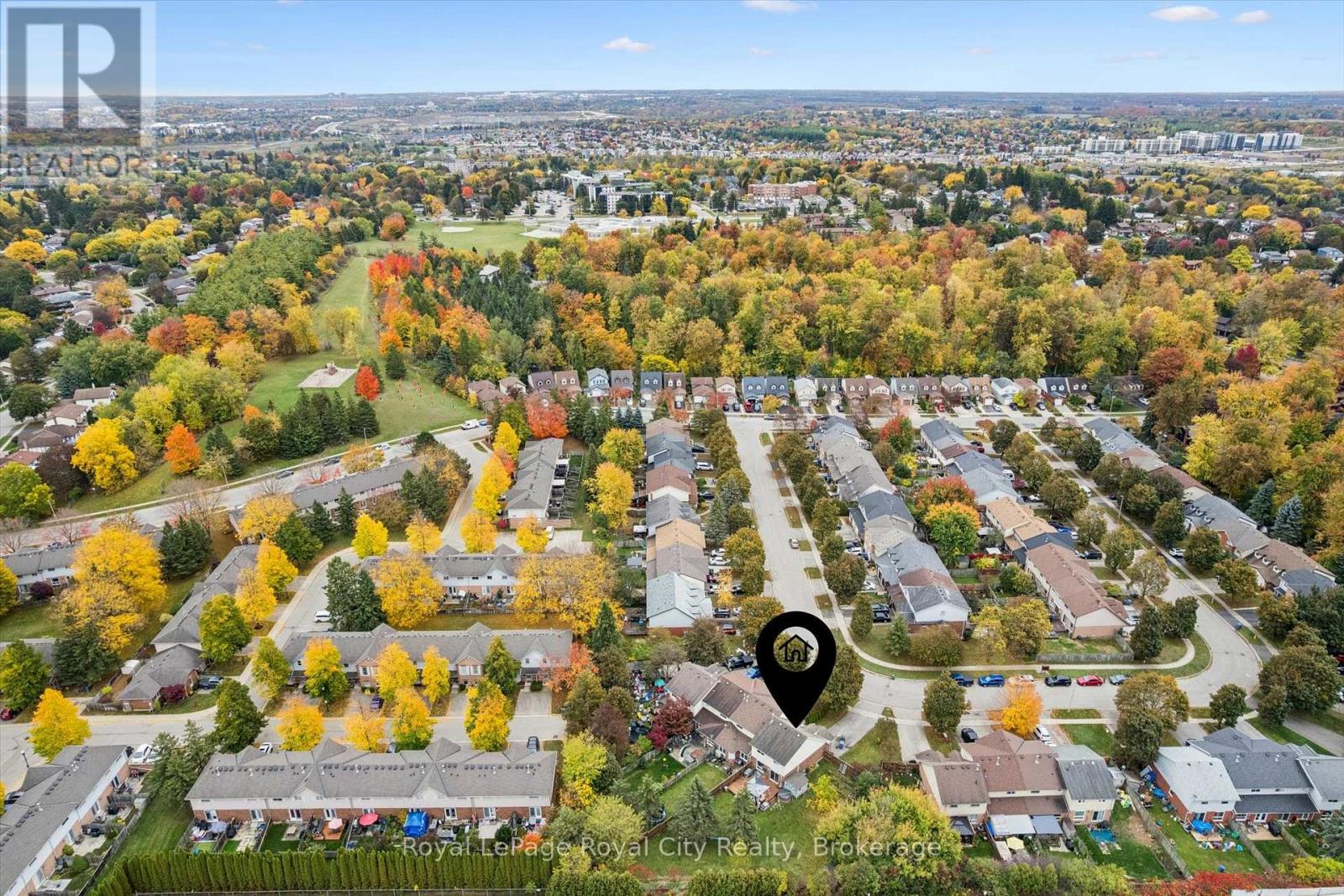 41 GRANDRIDGE CRESCENT - 44