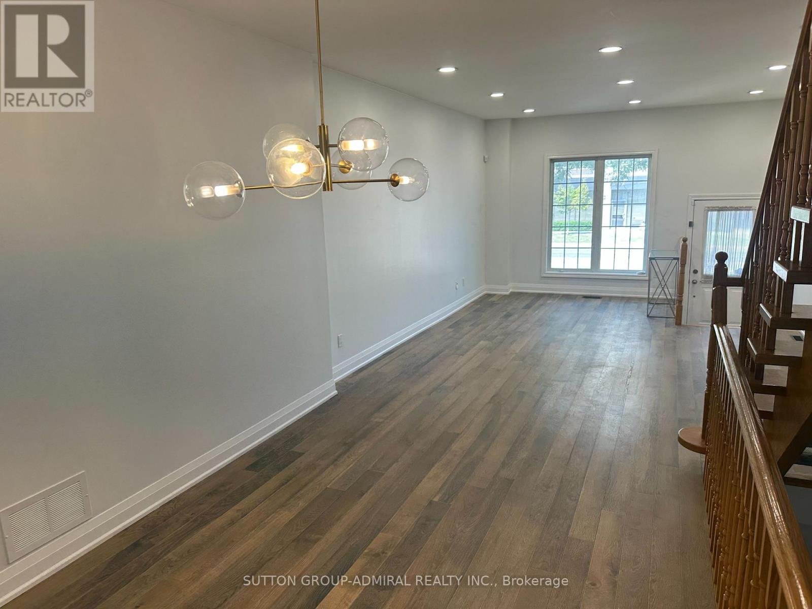 757 Sheppard--Main Avenue West — photo 7