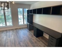 14 - 757 Sheppard--main Avenue W, Toronto, ON M3H2S9 Photo 17