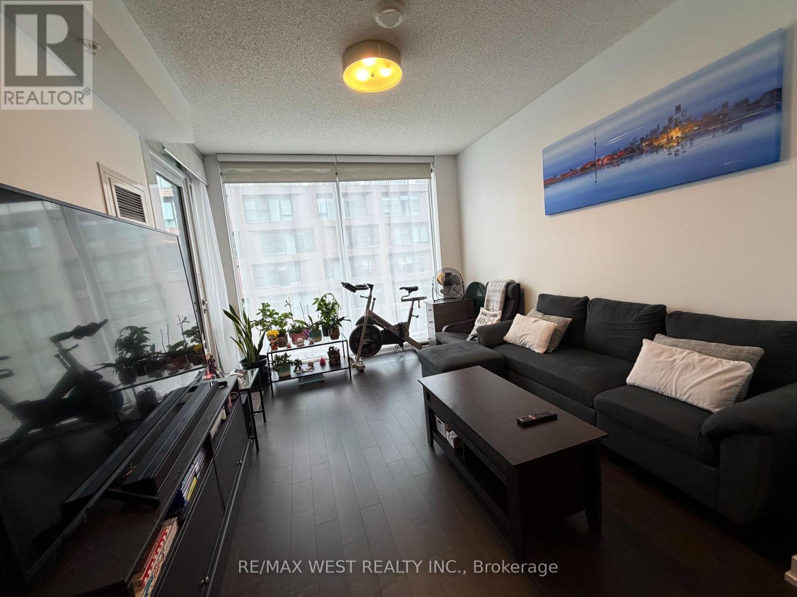 455 Front Street East — photo 8