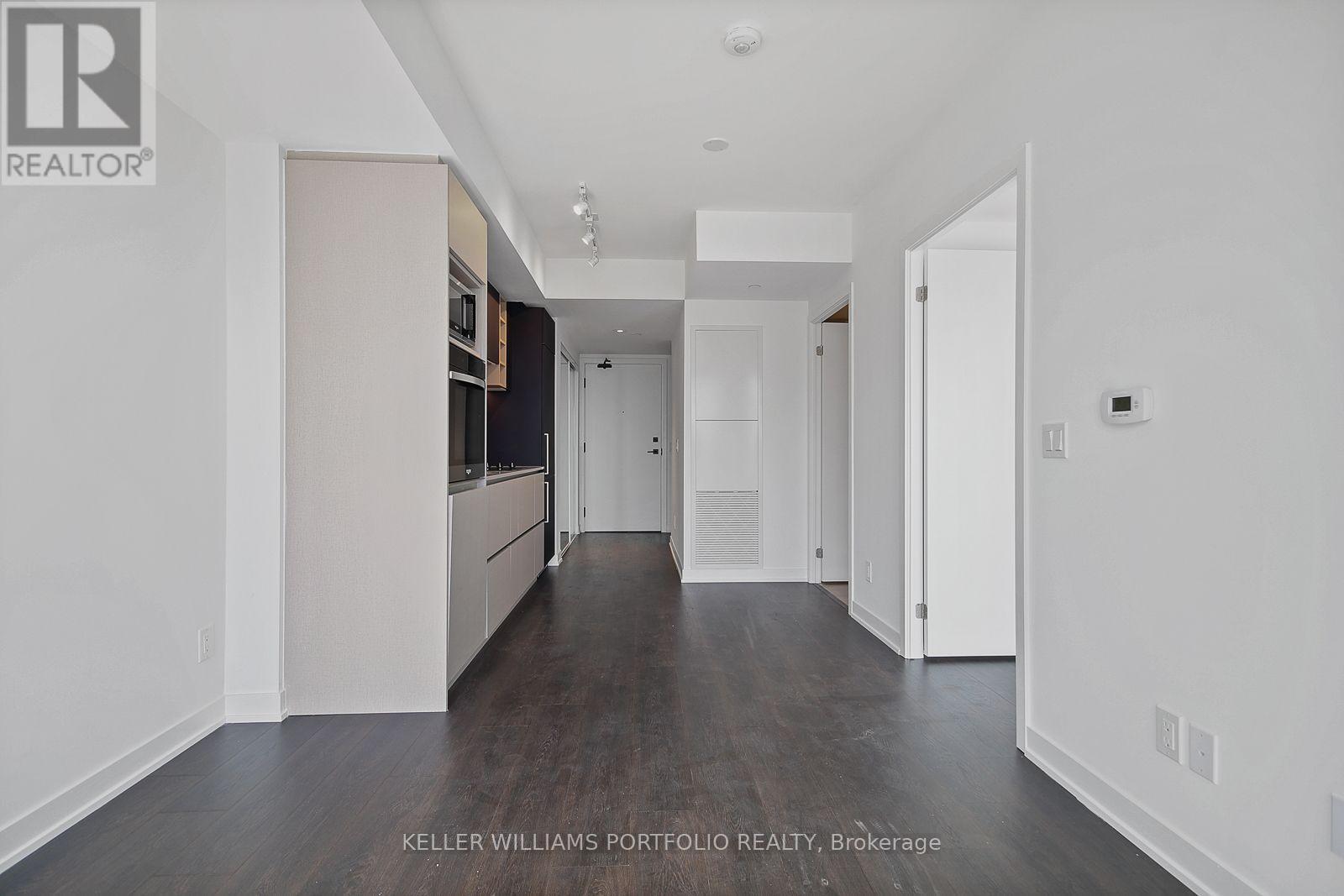 319 Jarvis Street — photo 14