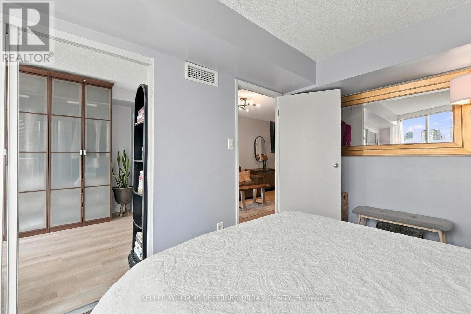 1102- 650 Queens Quay West, Toronto, ON photo 18