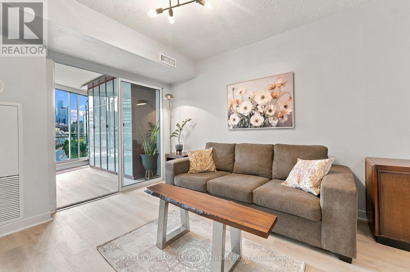 #1102 650 QUEENS QUAY W - 9