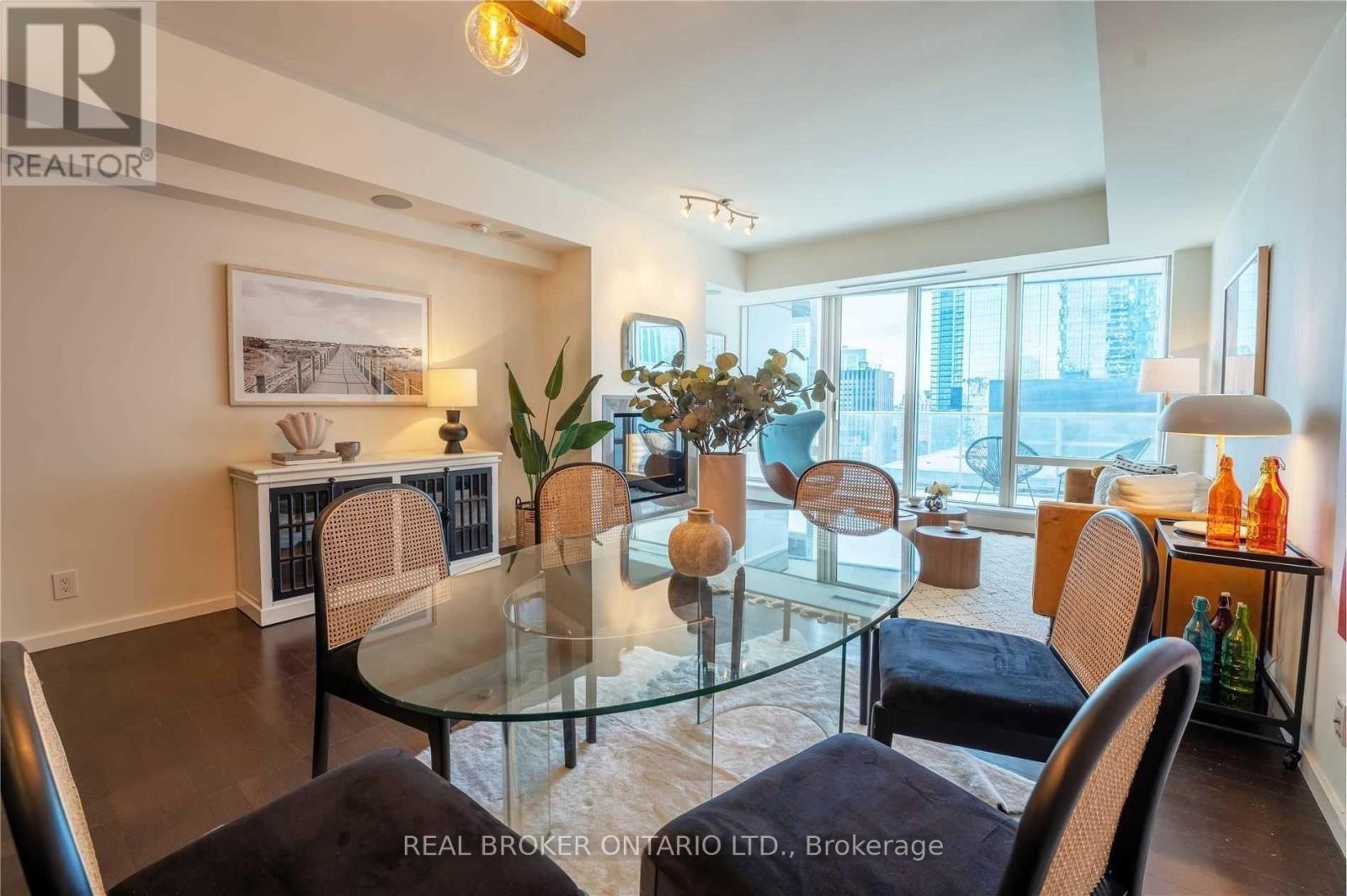 3307- 180 University Avenue, Toronto, ON photo 6