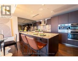 3307 - 180 University Avenue, Toronto, ON M5H0A2 Photo 10