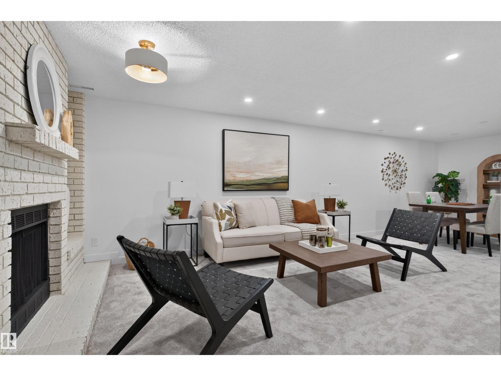8507 52 ST NW - 25