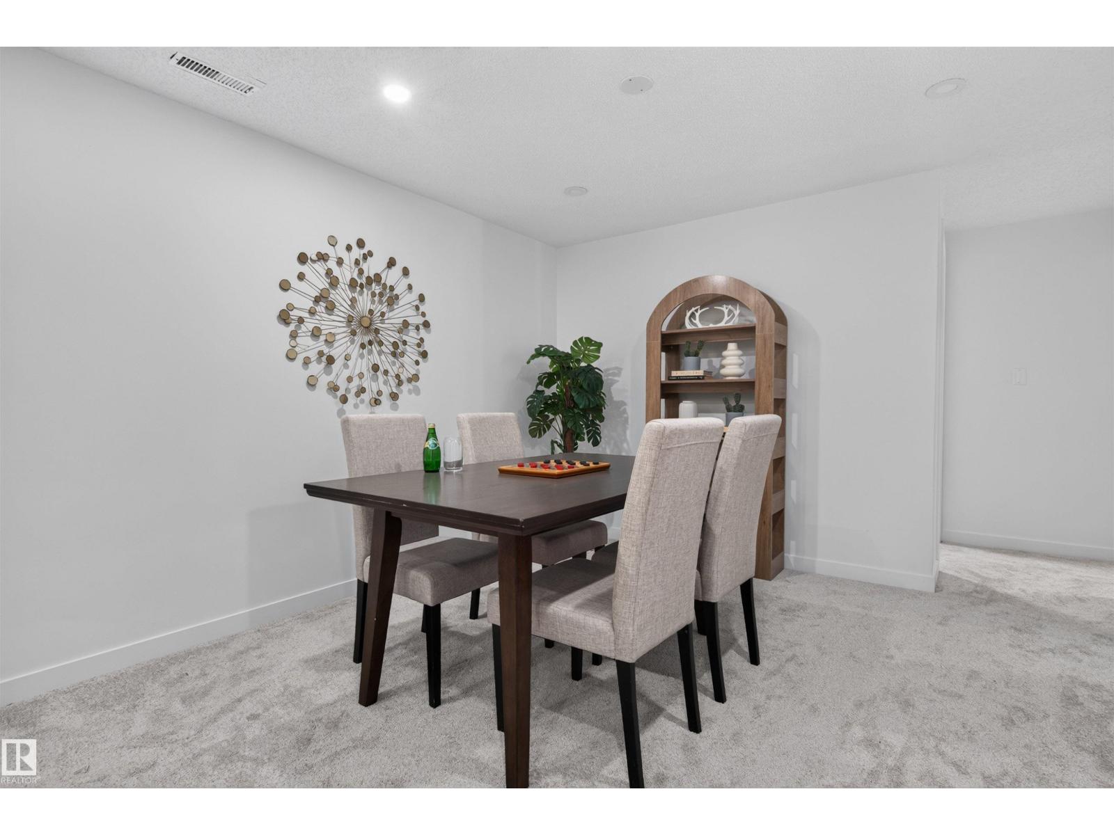 8507 52 ST NW - 27