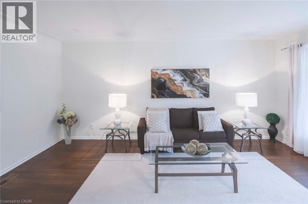 11 DUNCAIRN Avenue - 16