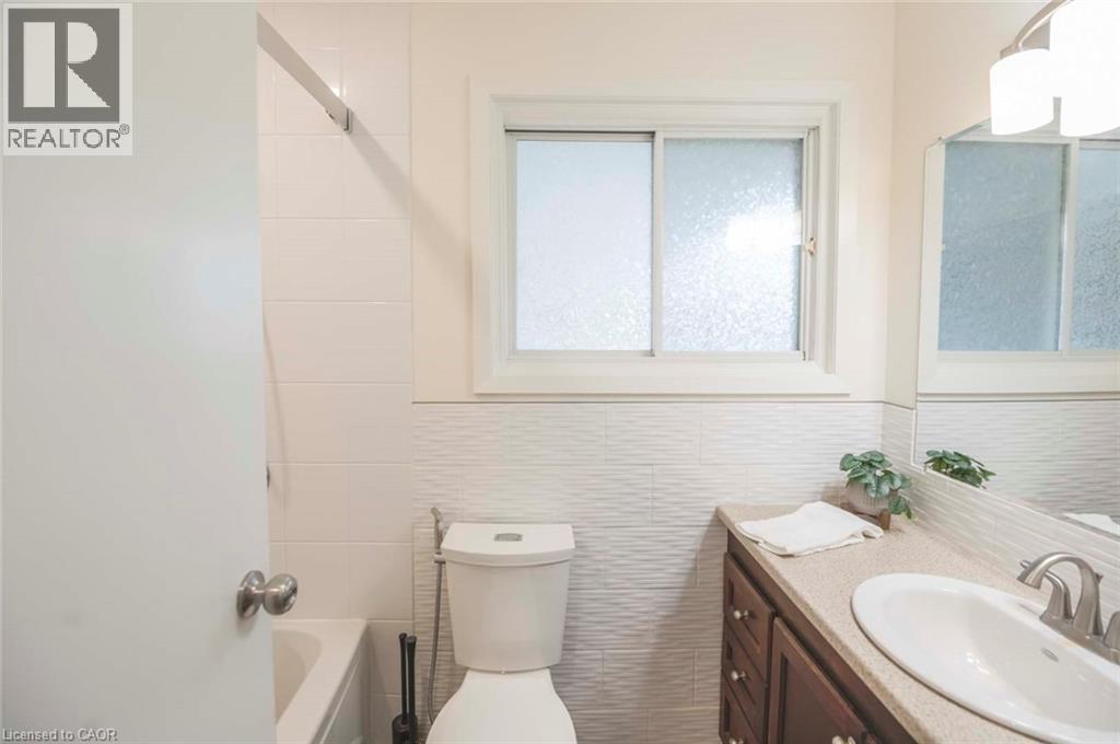 11 DUNCAIRN Avenue - 20