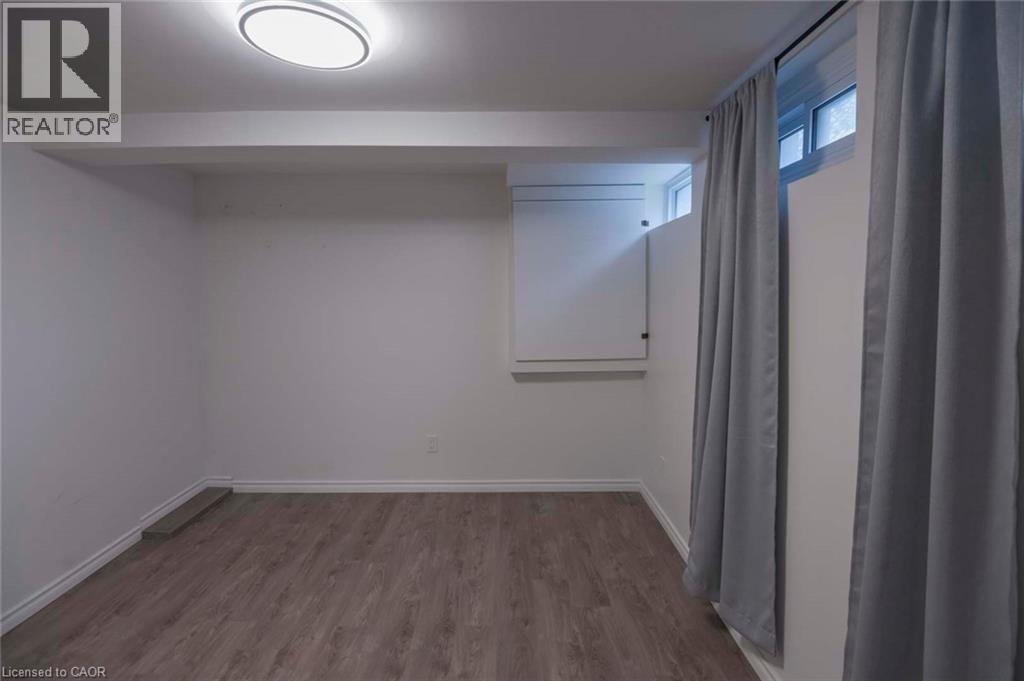 11 DUNCAIRN Avenue - 36
