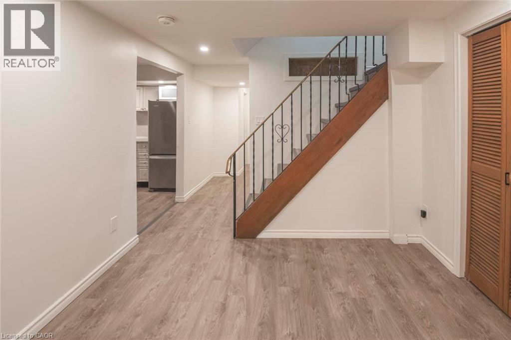 11 DUNCAIRN Avenue - 29