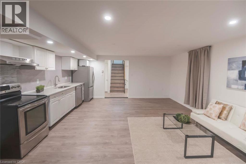 11 DUNCAIRN Avenue - 27