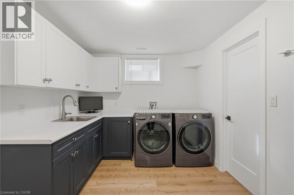 15 Saint Anthony Place — photo 37