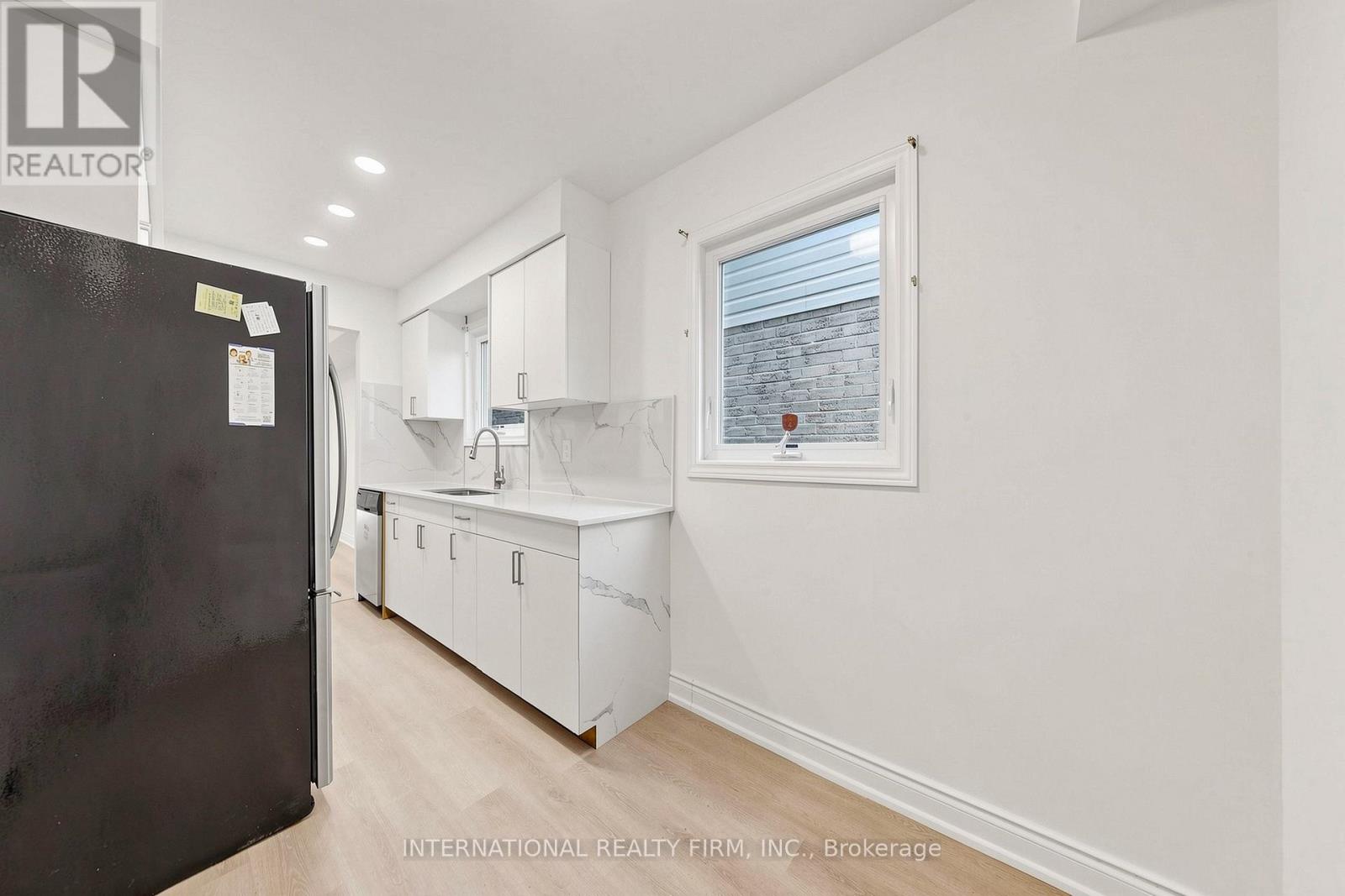 53 Jacob Fisher Drive, Toronto, ON photo 12