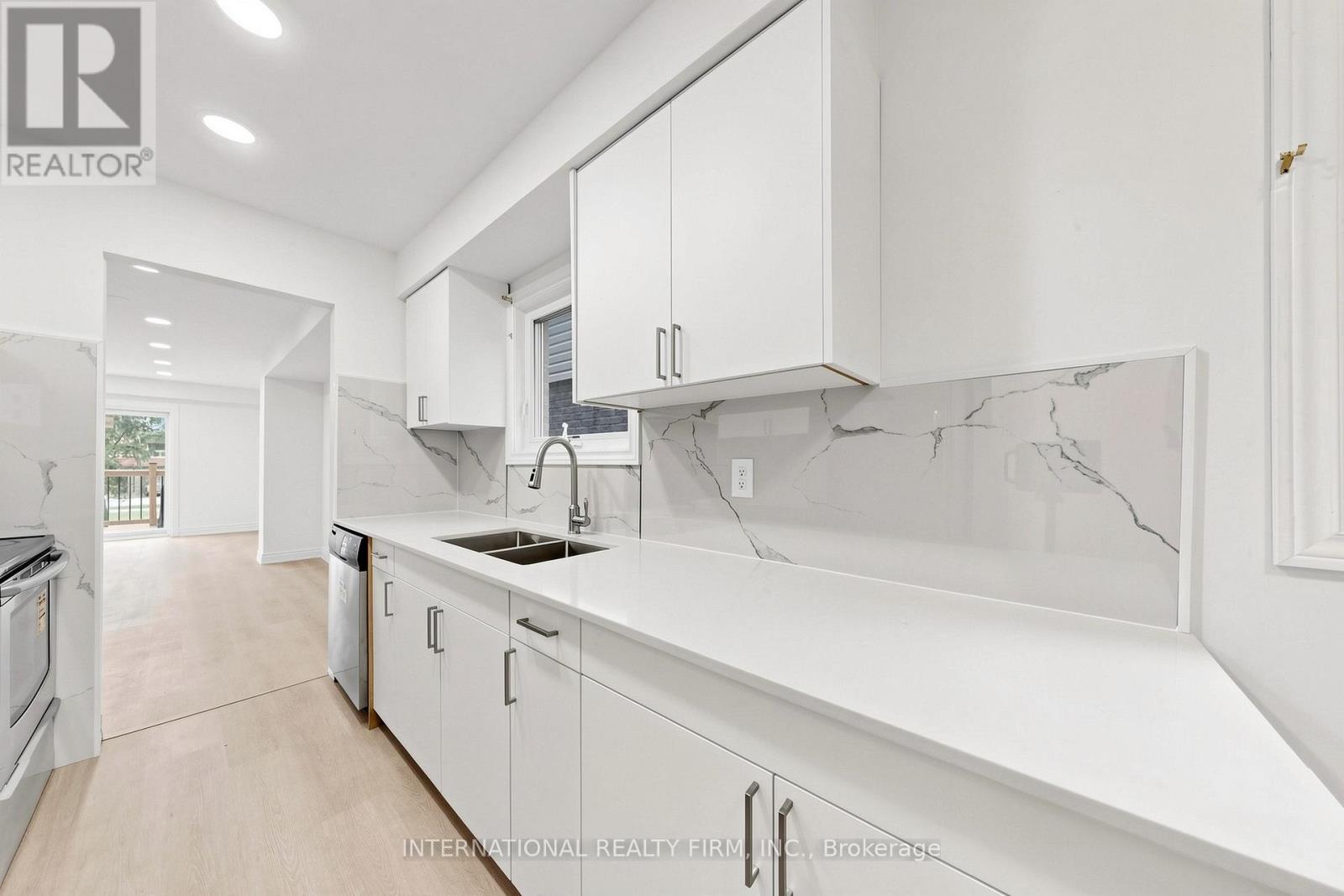 53 Jacob Fisher Drive, Toronto, ON photo 14