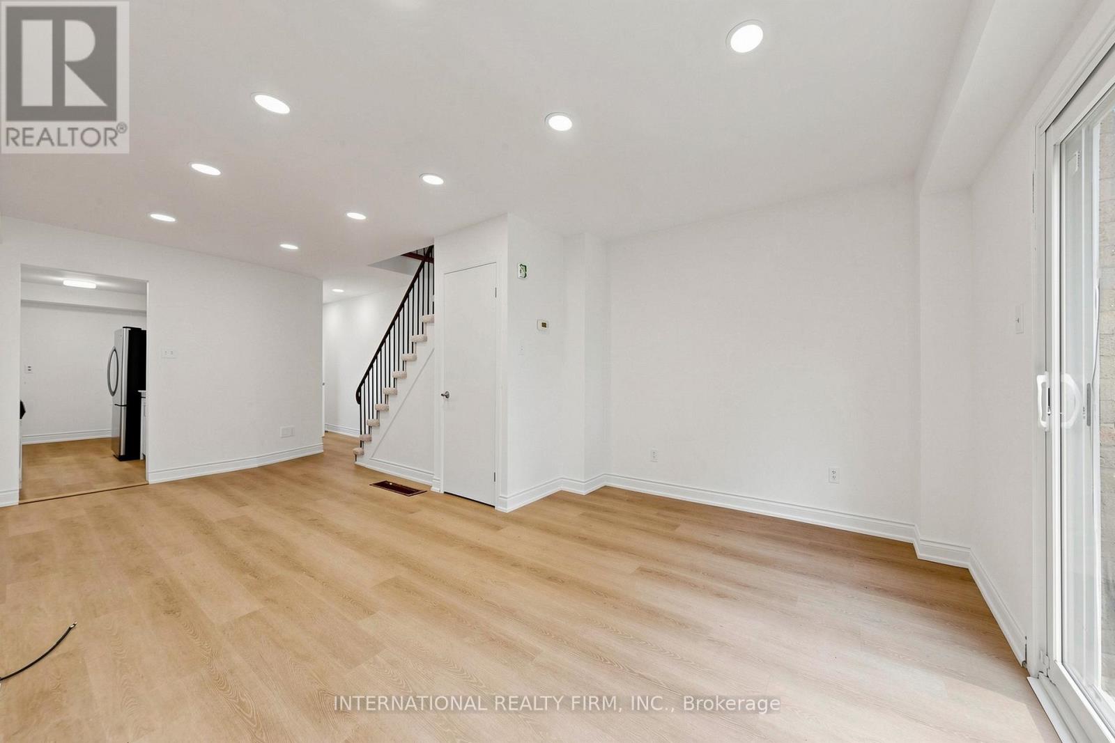 53 Jacob Fisher Drive, Toronto, ON photo 8