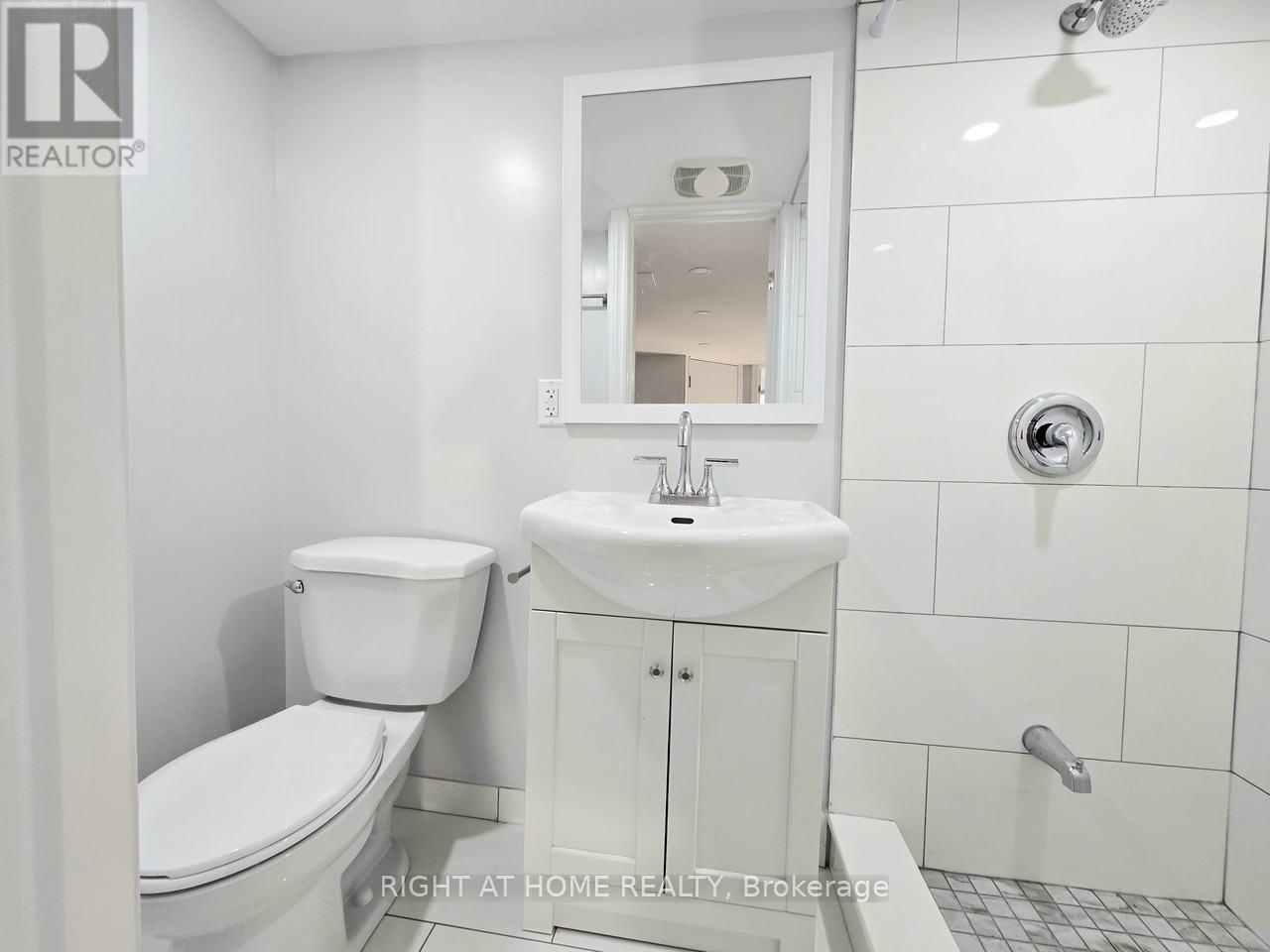 68 Woodington Avenue — photo 4