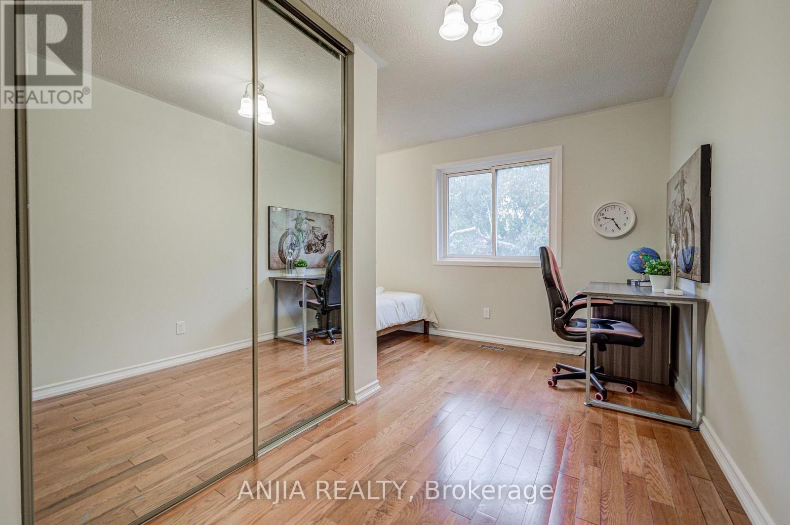 3 Mossbrook Crescent, Toronto, ON photo 35