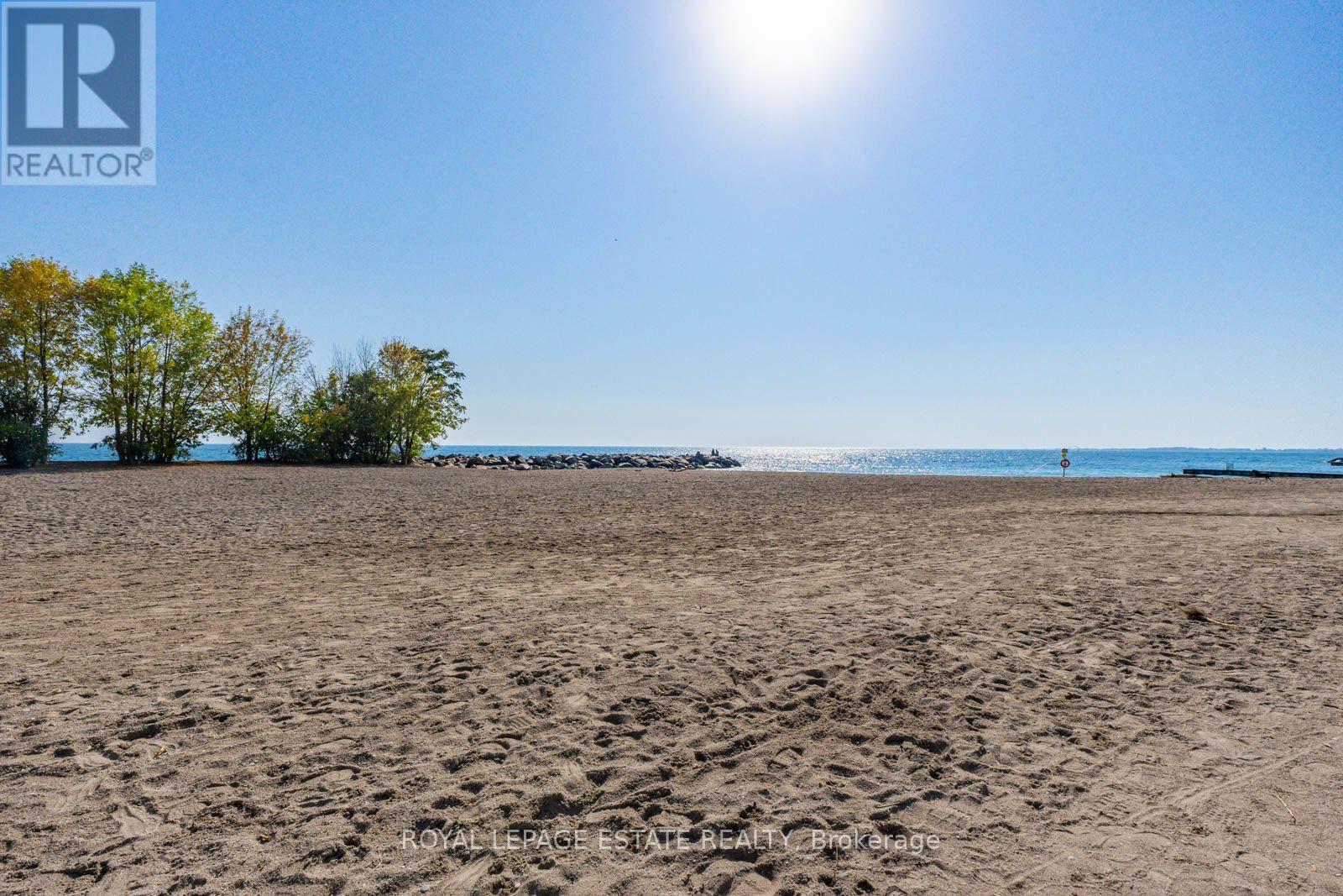 422 Lake Front — photo 10