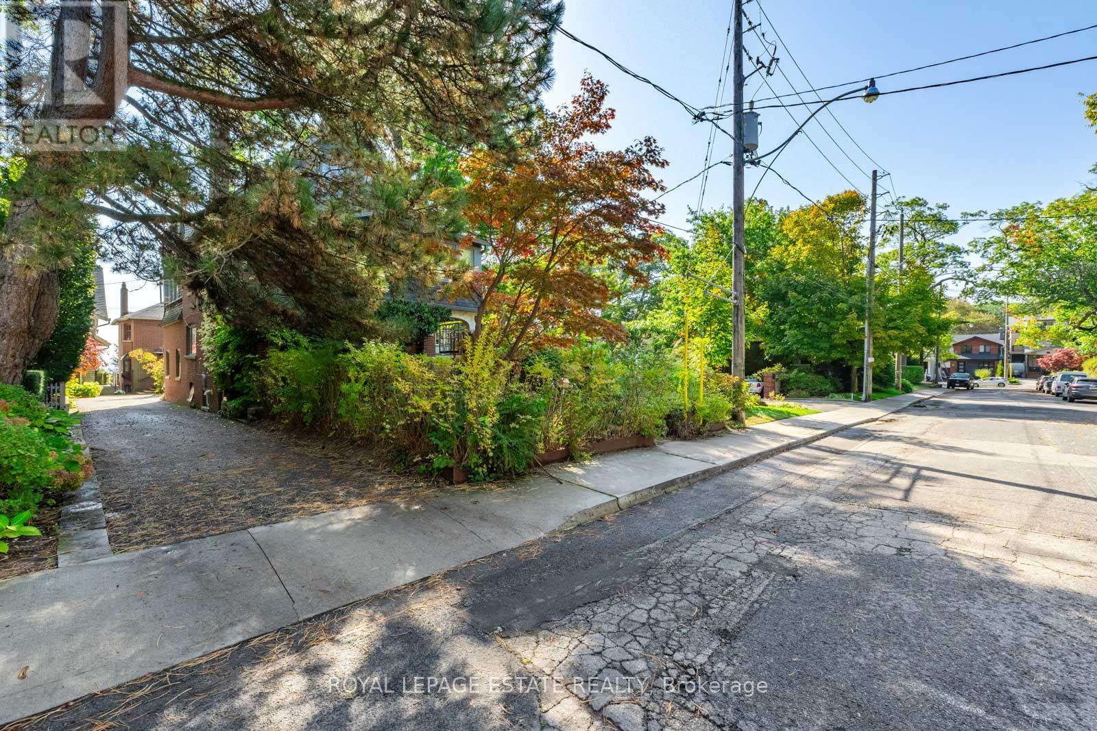 422 Lake Front — photo 14
