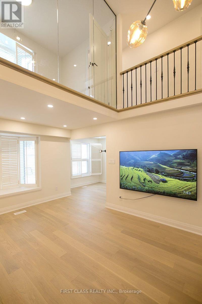 59 Longbow Square — photo 12
