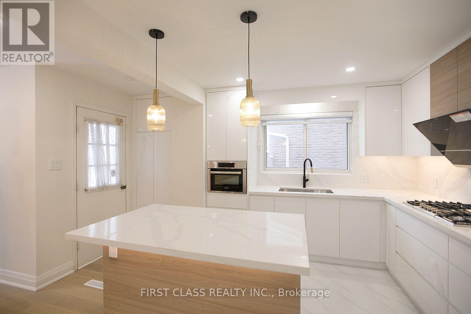 59 Longbow Square — photo 22