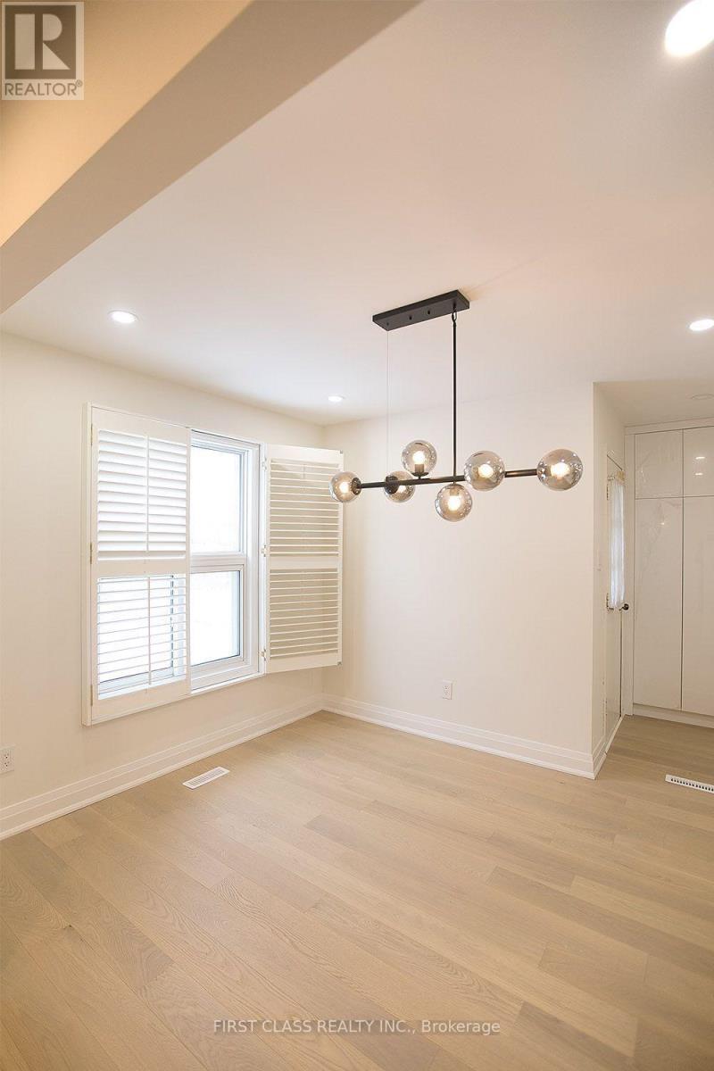 59 Longbow Square — photo 23