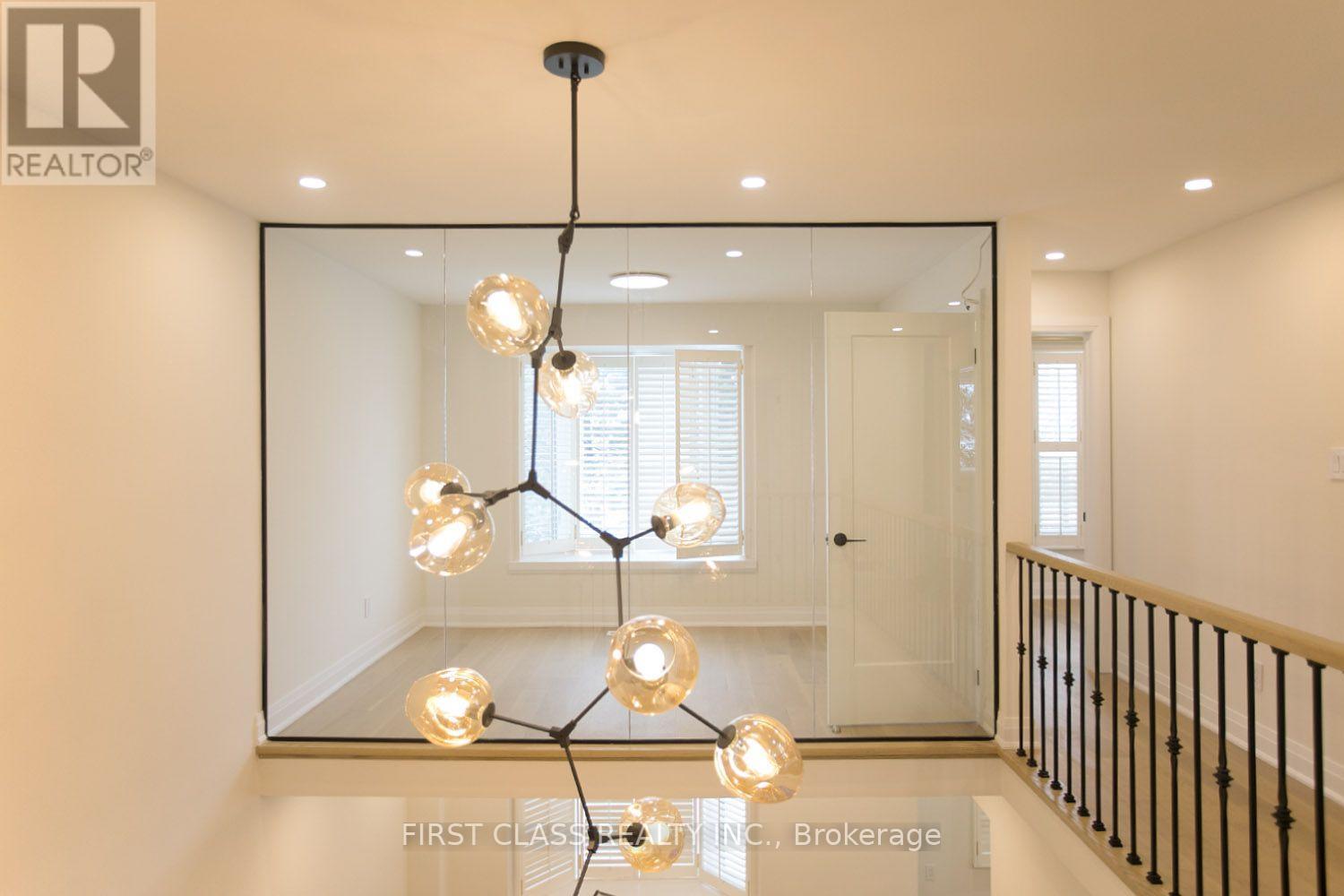 59 Longbow Square — photo 24