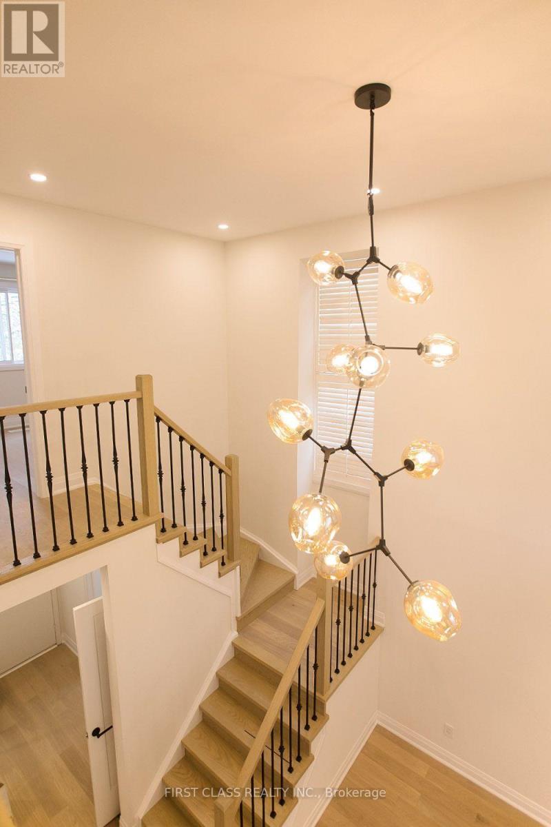 59 Longbow Square — photo 36