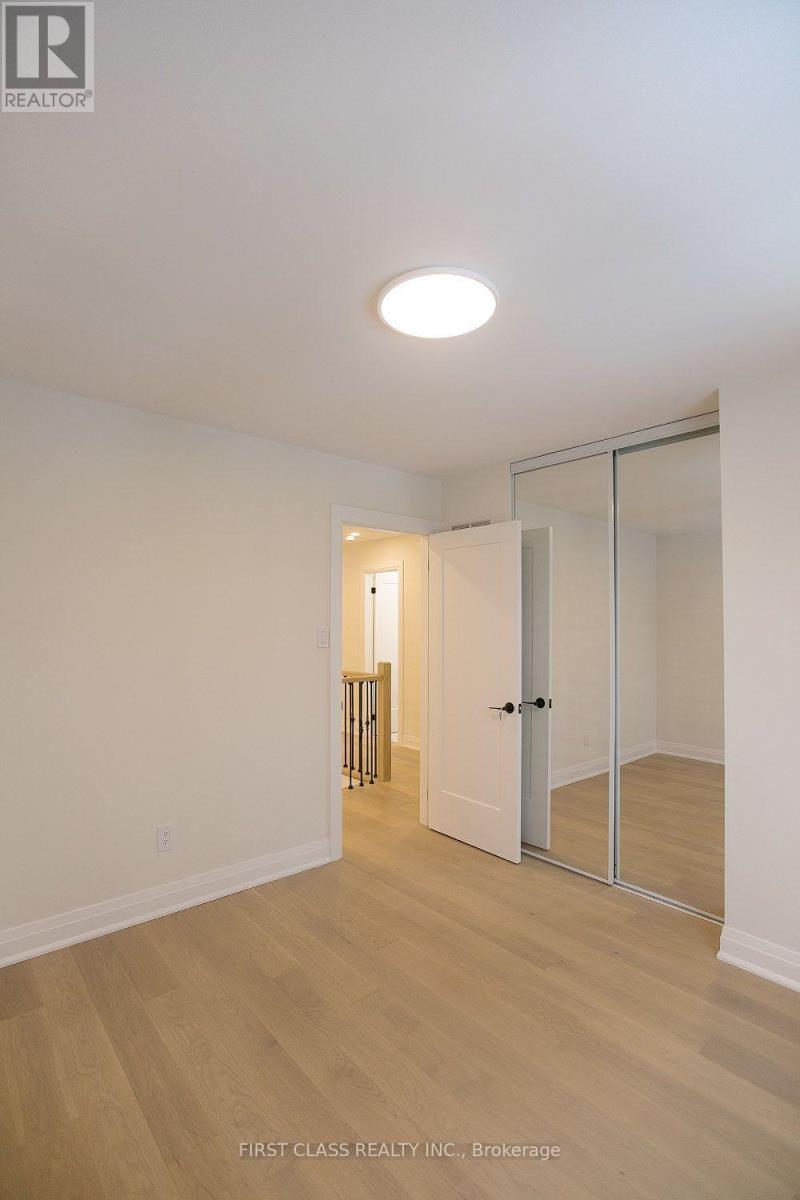 59 Longbow Square — photo 39