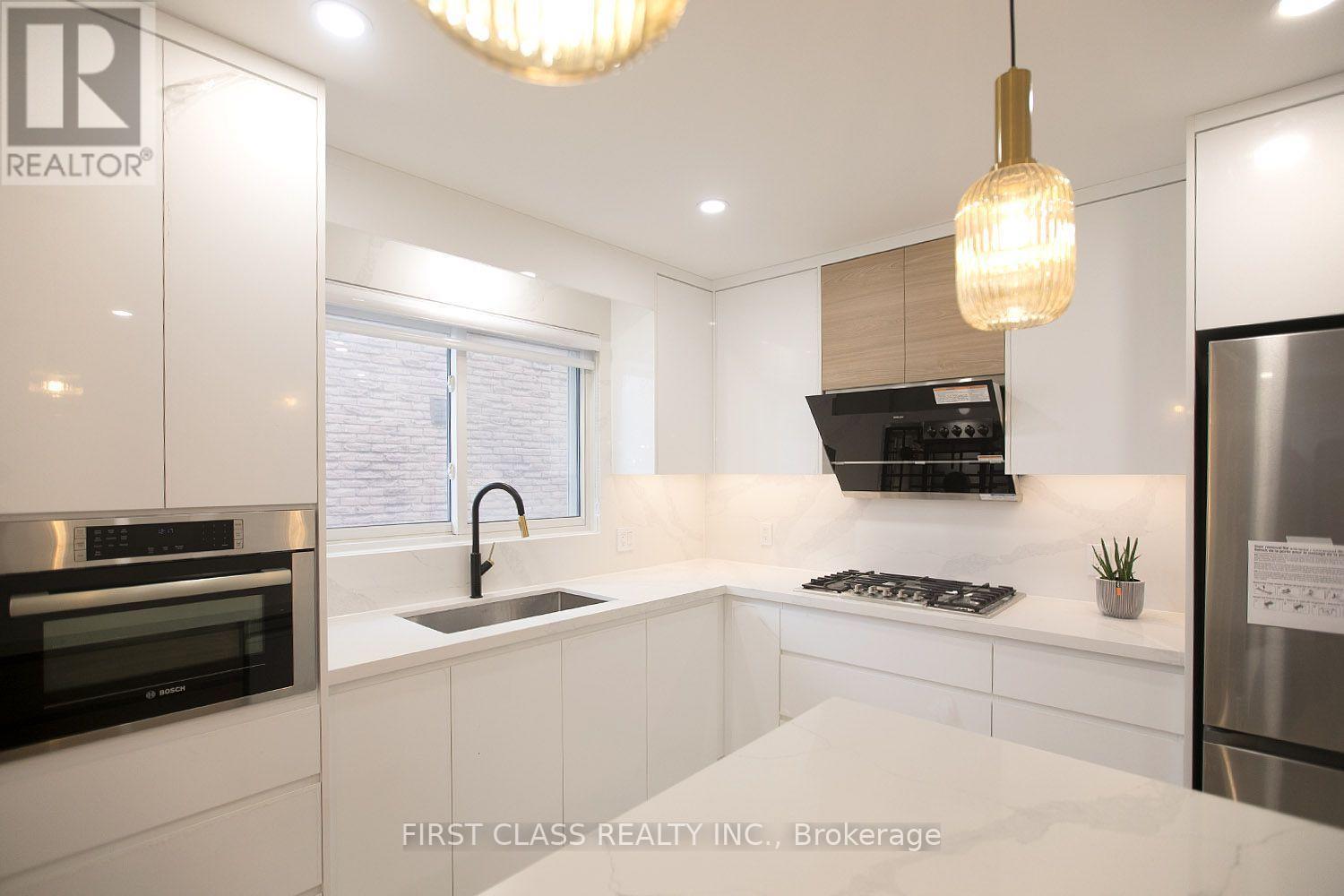 59 Longbow Square — photo 43