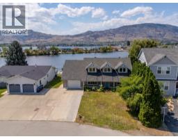 Living room - 40 Bayview Crescent, Osoyoos, BC V0H1V6 Photo 10