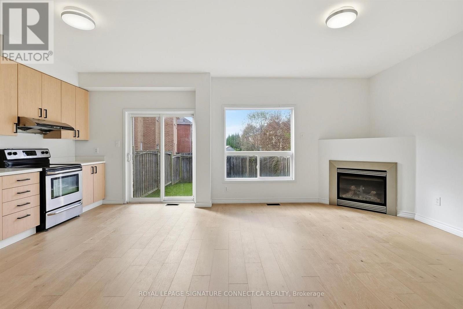 32 Wheelwright Drive, Richmond Hill, ON photo 12