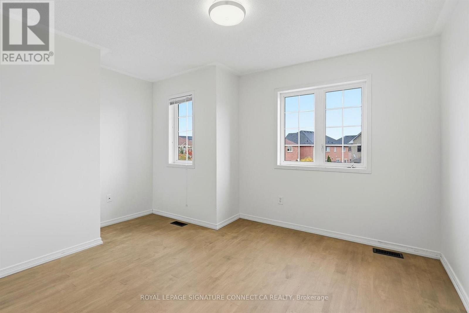 32 WHEELWRIGHT DRIVE - 18