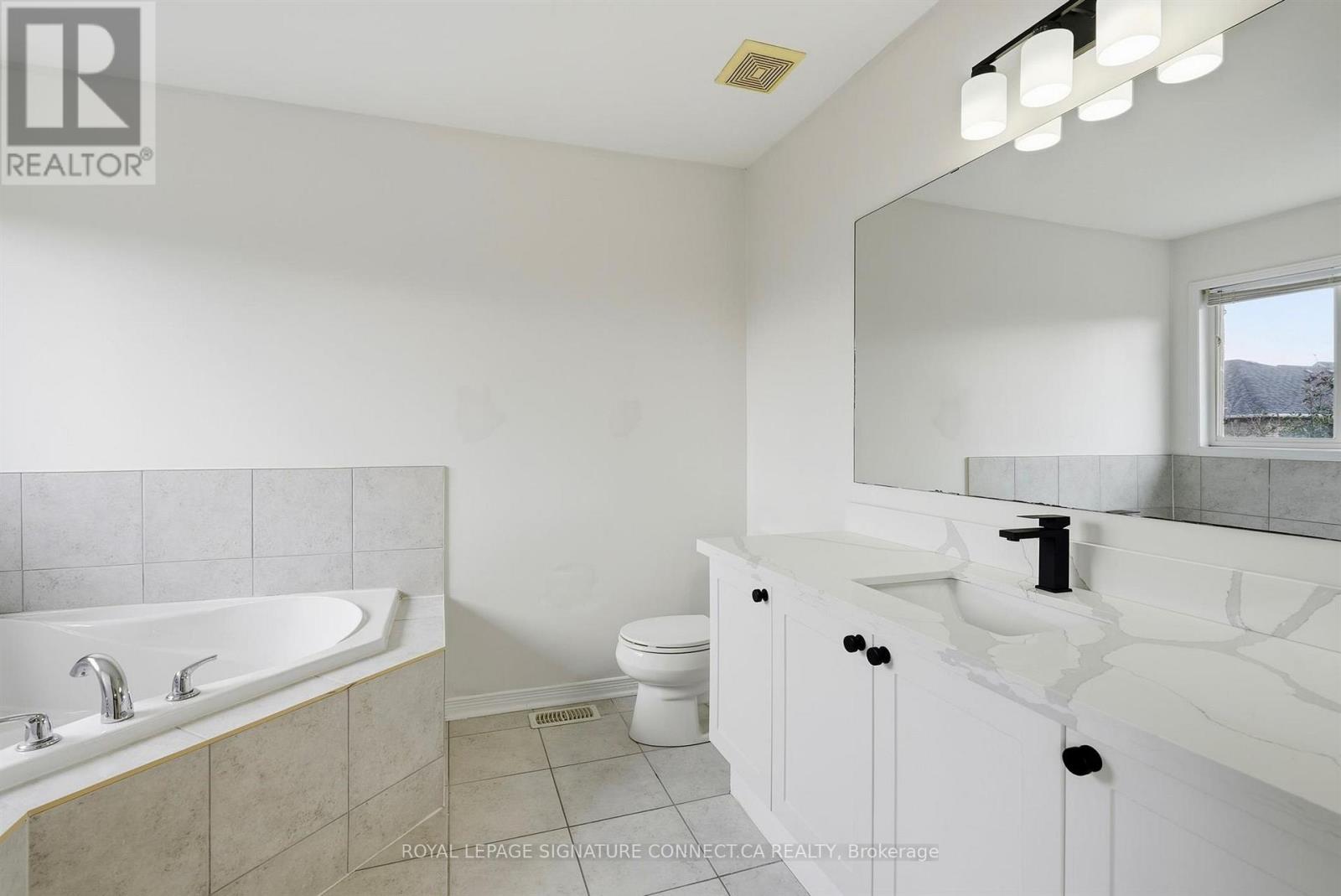 32 Wheelwright Drive, Richmond Hill, ON photo 22