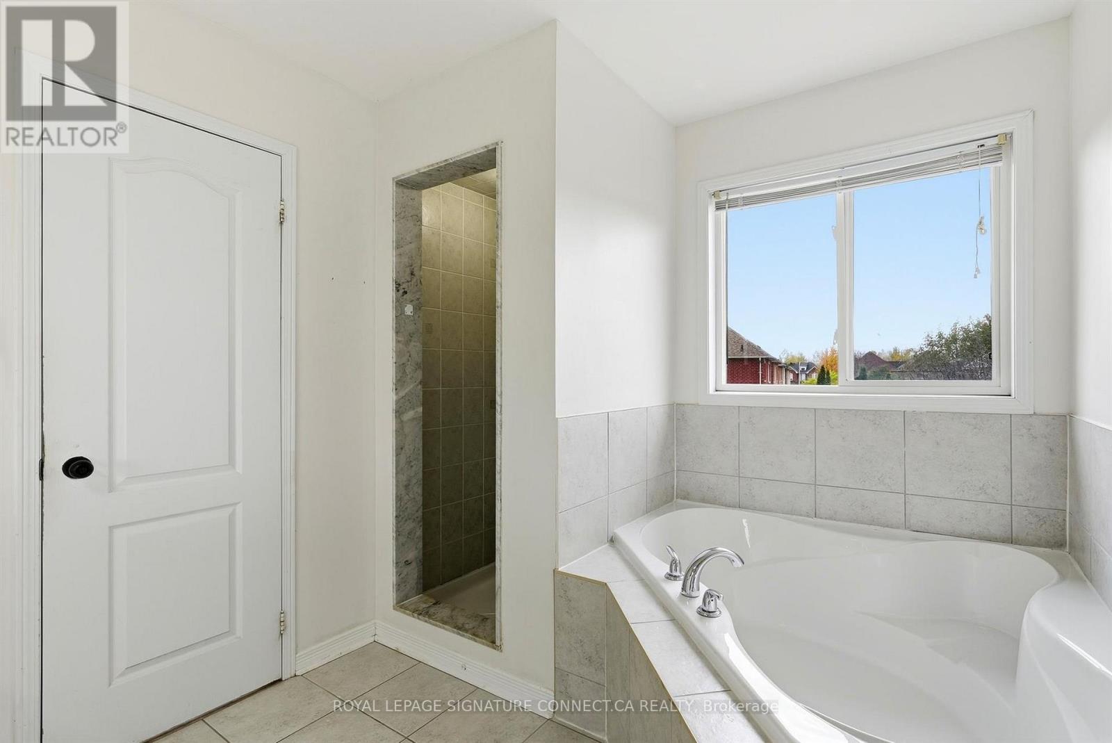 32 WHEELWRIGHT DRIVE - 23