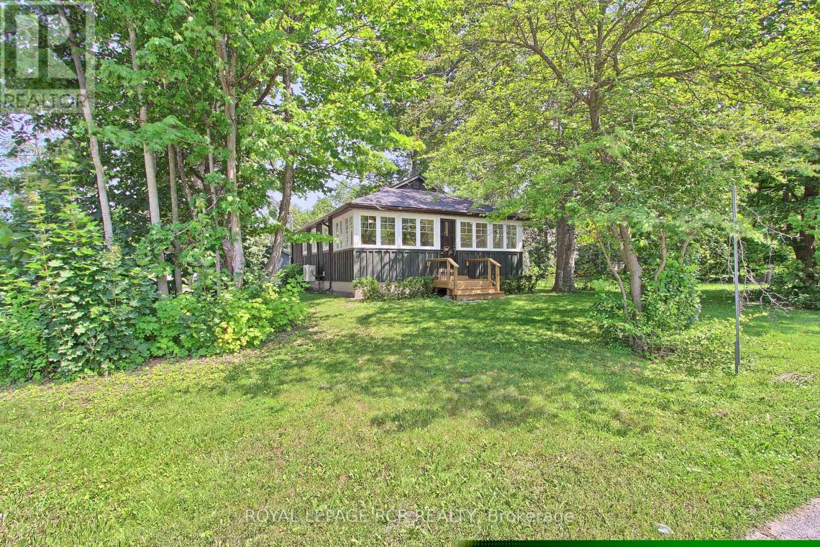 3967 Algonquin Avenue, Innisfil, ON photo 4