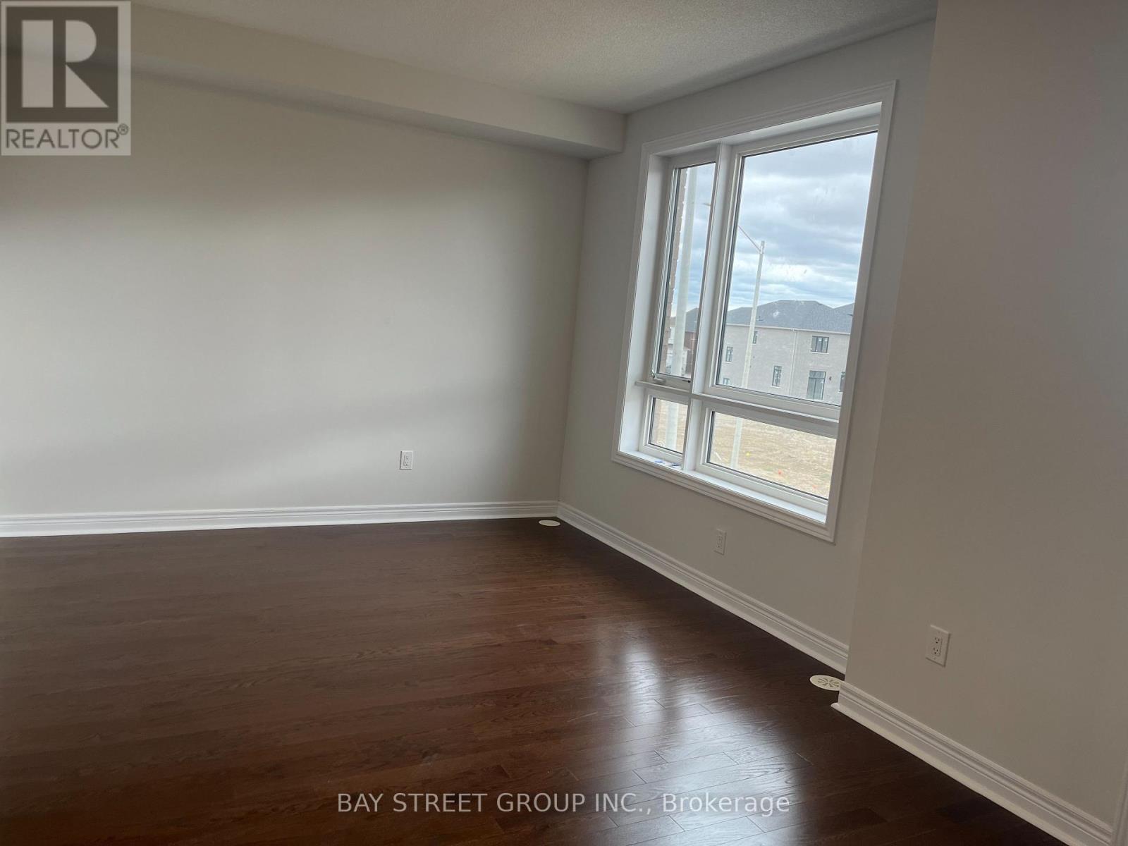 26 Robert Eaton Avenue — photo 13