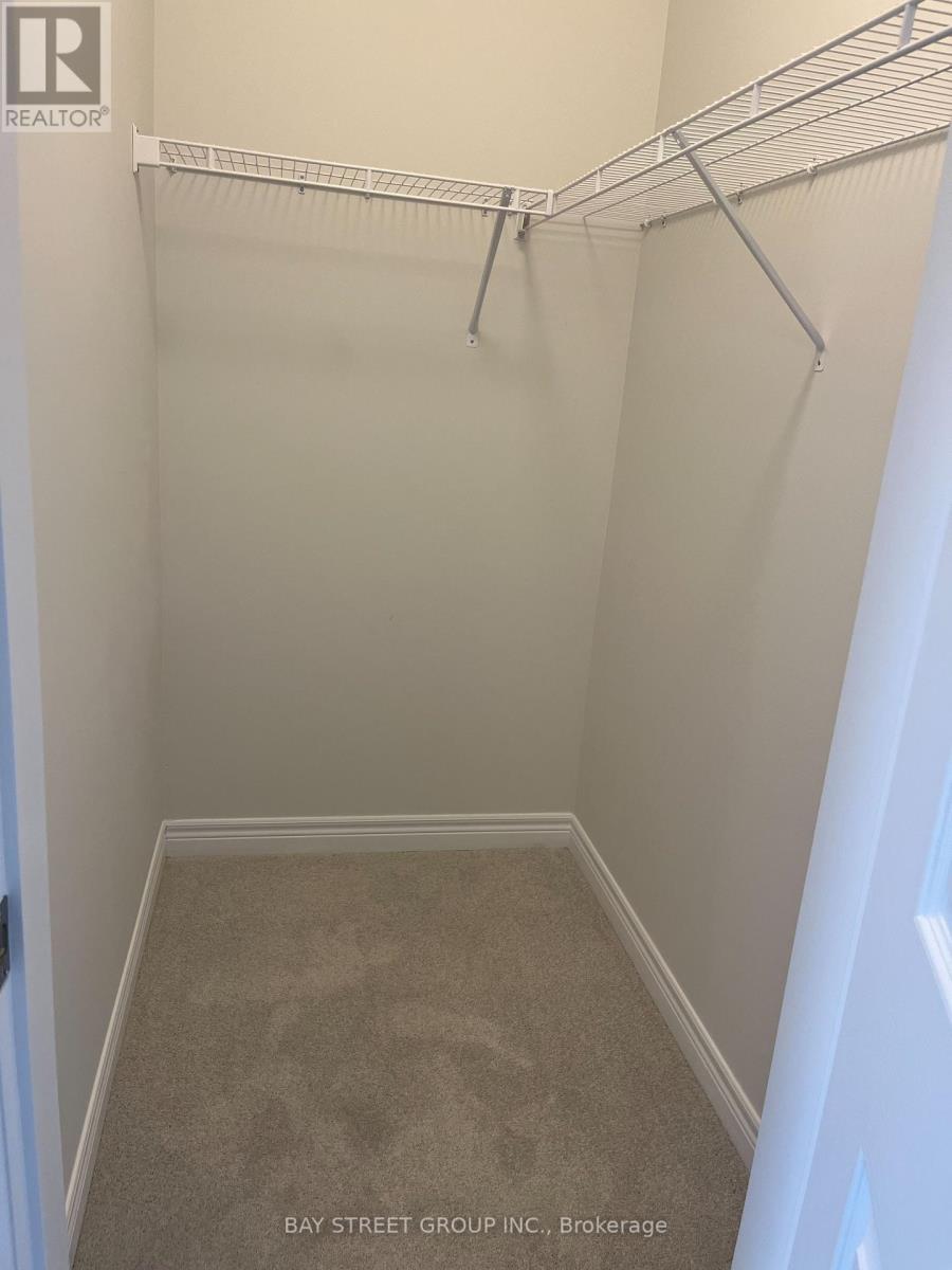 26 Robert Eaton Avenue — photo 17