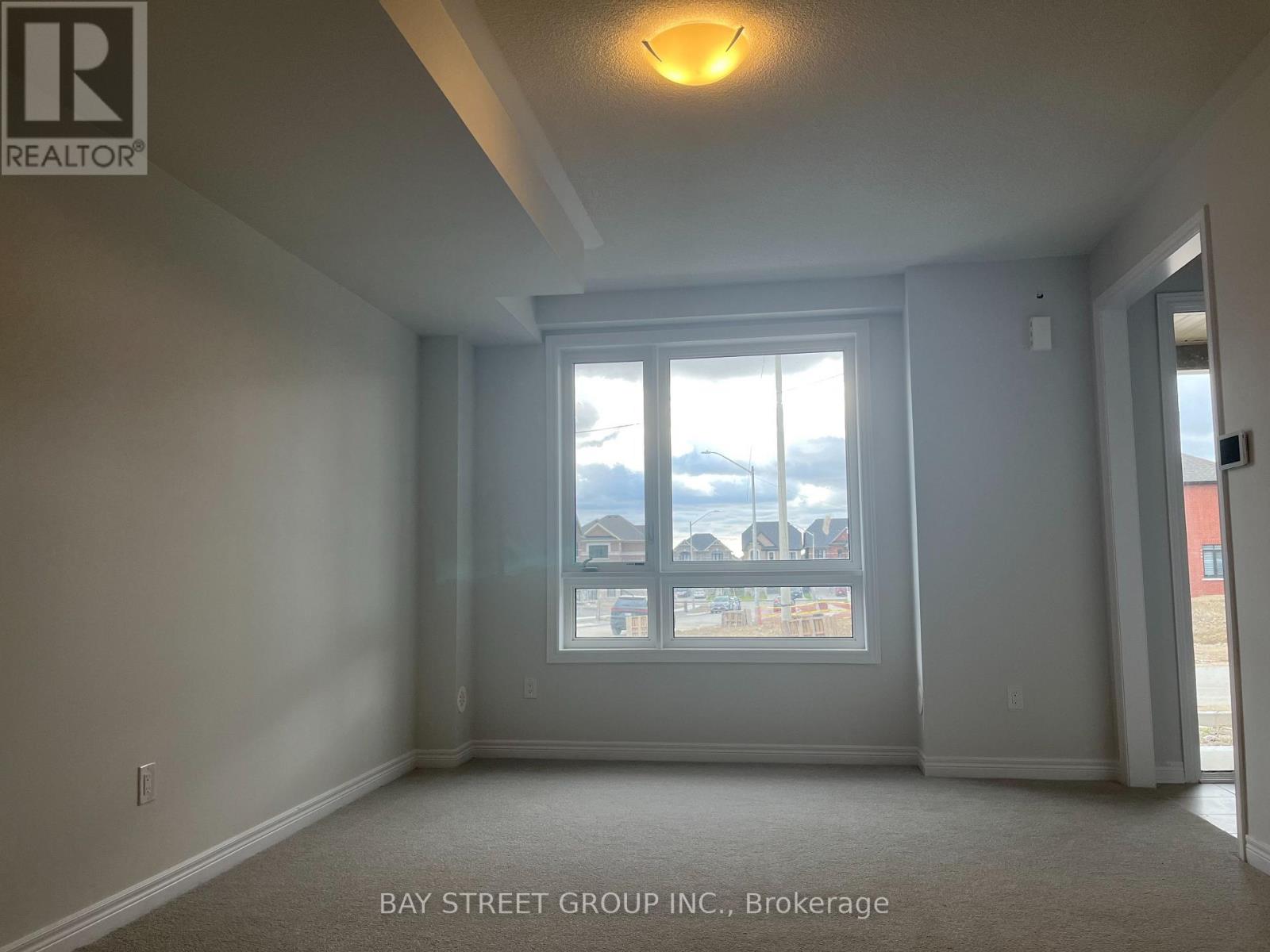 26 Robert Eaton Avenue — photo 2