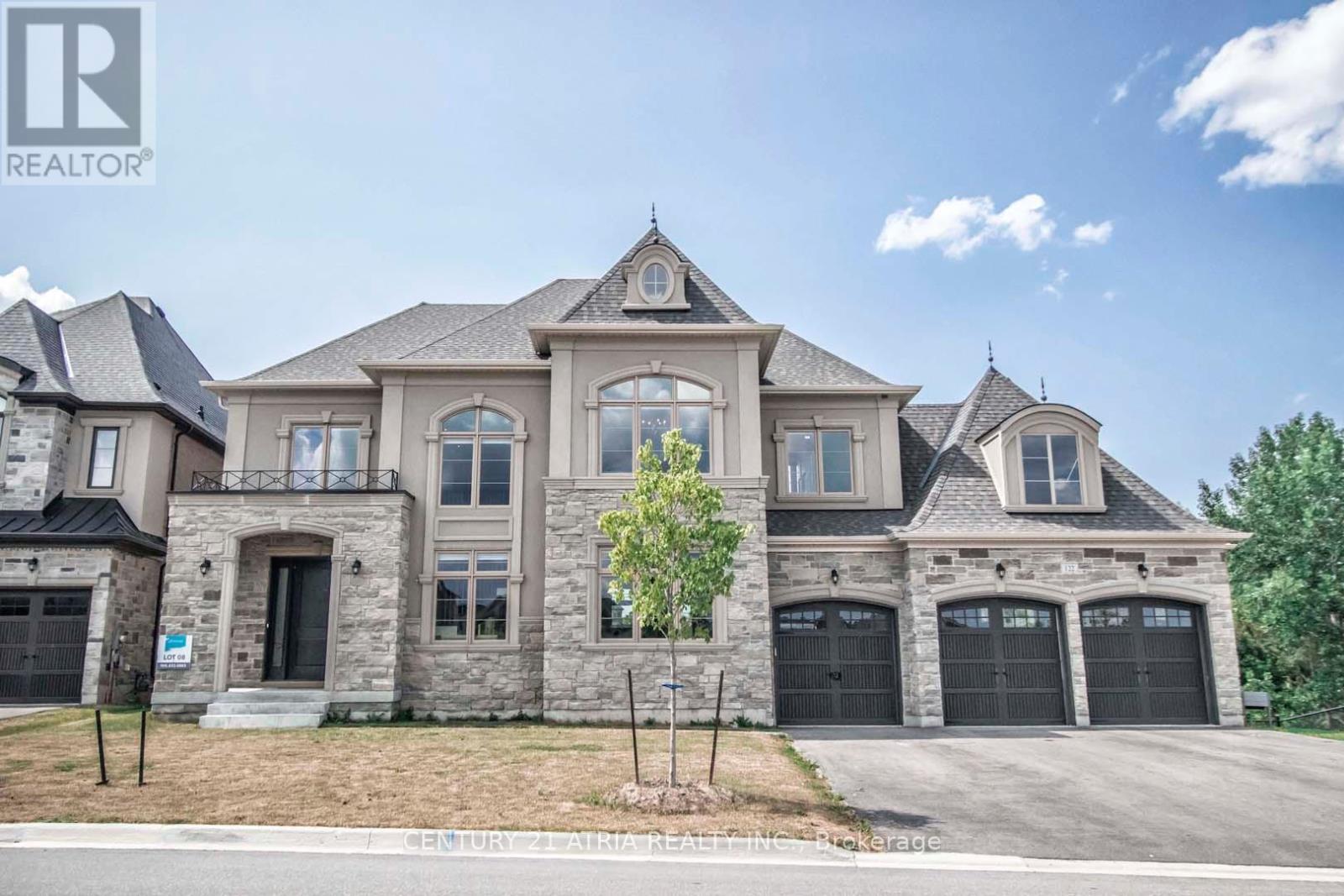 Listing photo of 122 BURNS BOULEVARD