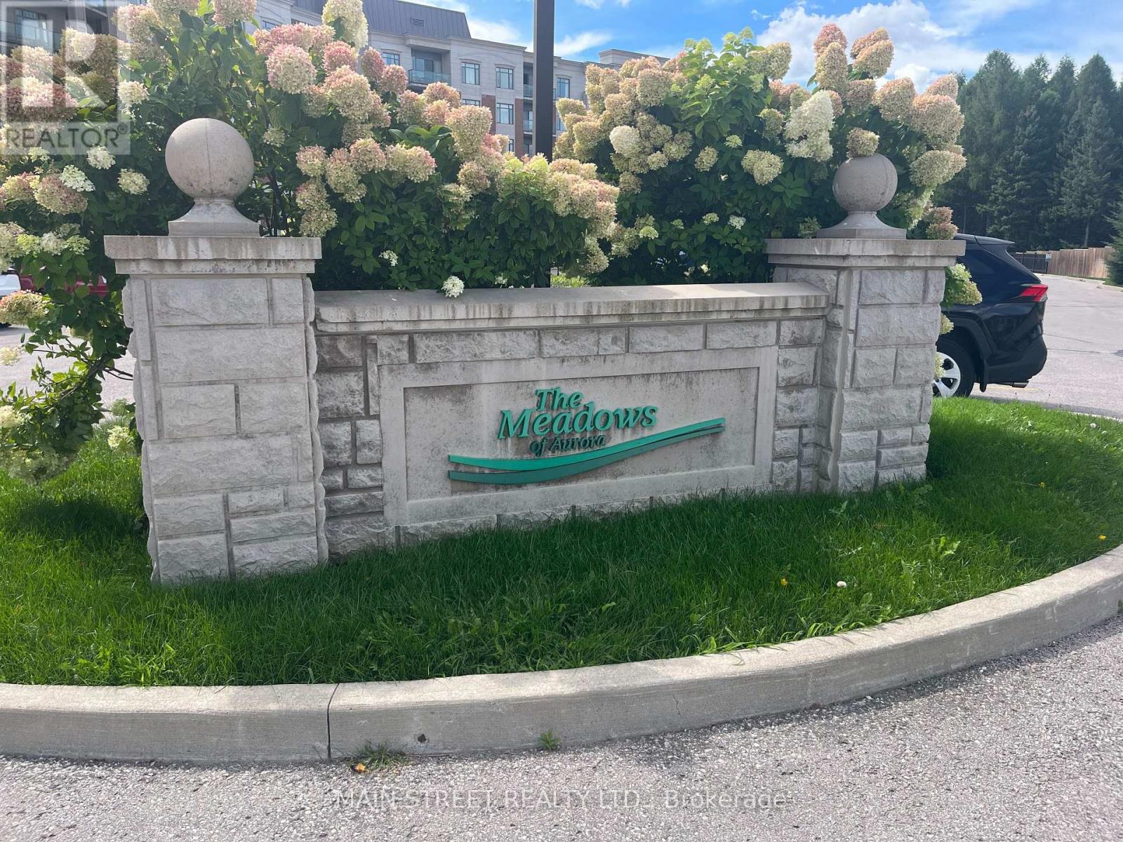 218 - 420 WILLIAM GRAHAM DRIVE, Aurora