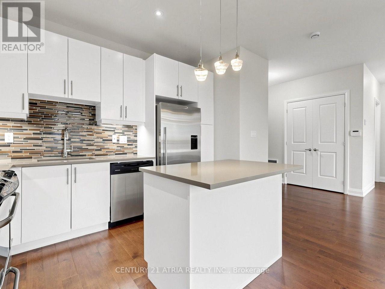 512 - 15277 YONGE STREET, Aurora (Aurora Village) — photo 4