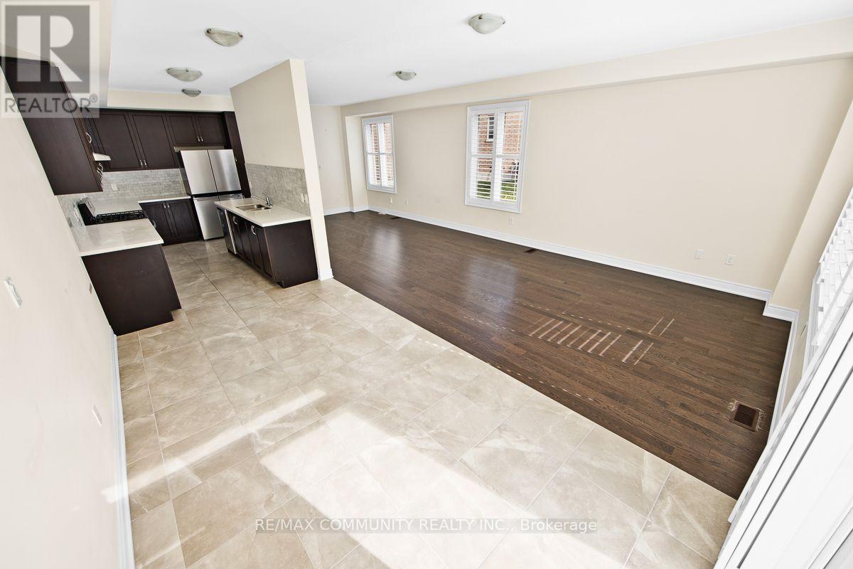 40 LIAM LANE, Markham (Cedarwood) — photo 11