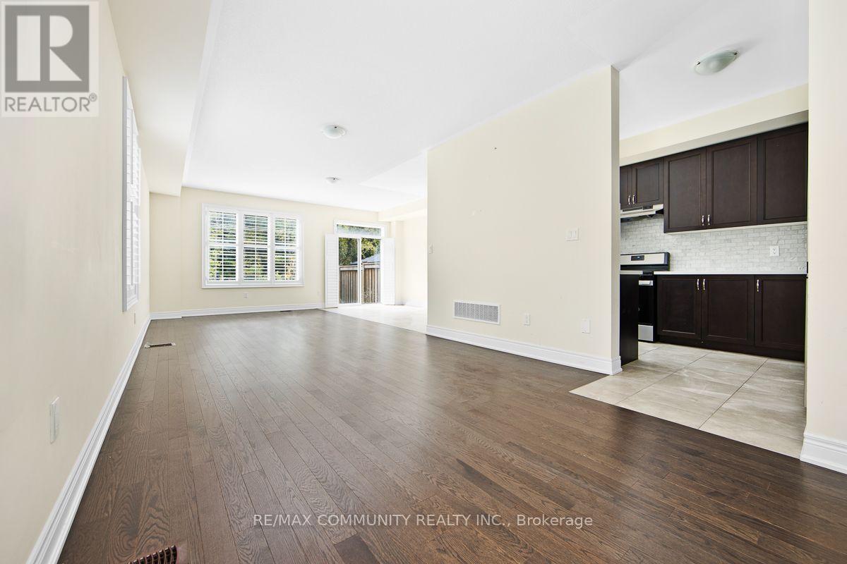 40 LIAM LANE, Markham (Cedarwood) — photo 6